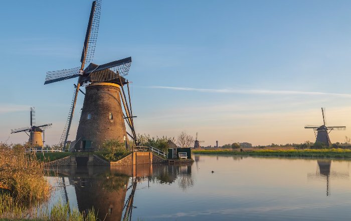 Article Image for Agricultural Tech Revolutionizing Farms in the Netherlands