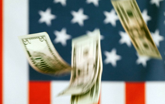 The Global Economic Ripple Effect of US Tariff Policies in 2025